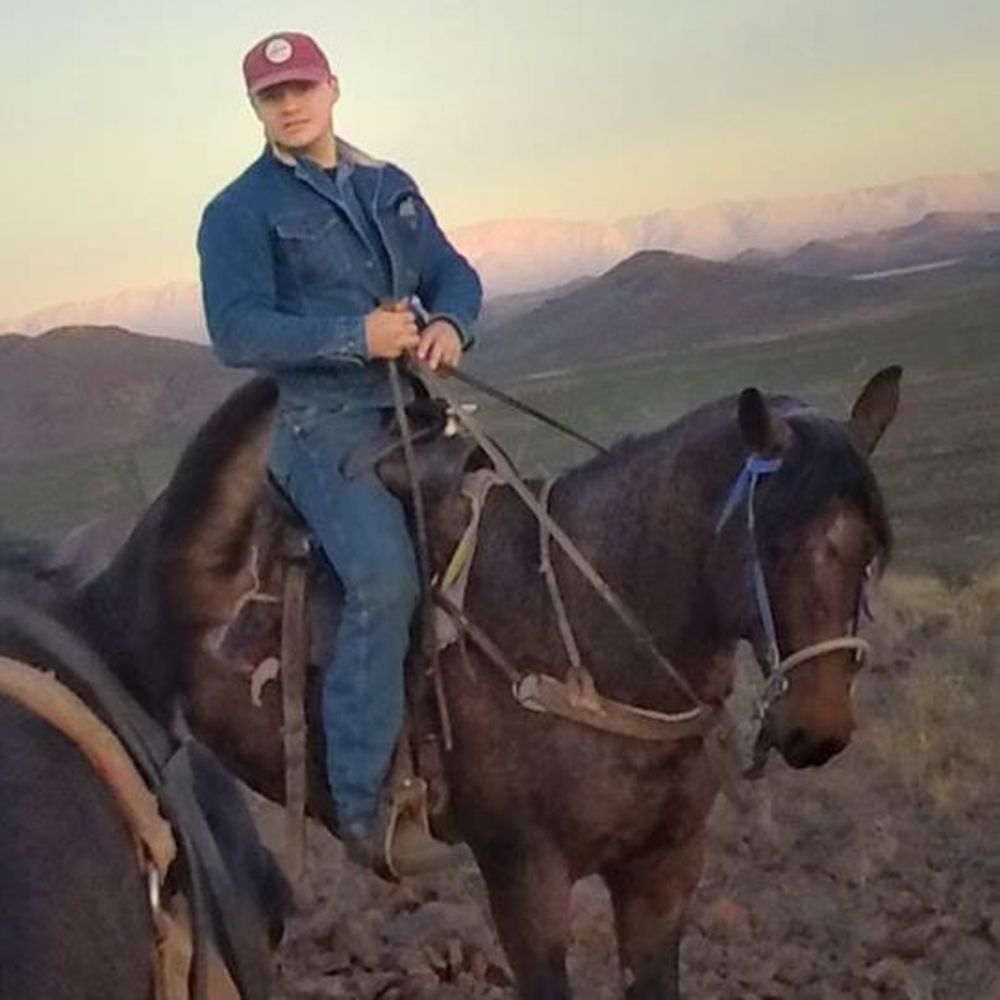 Meet your Posher, Sergio